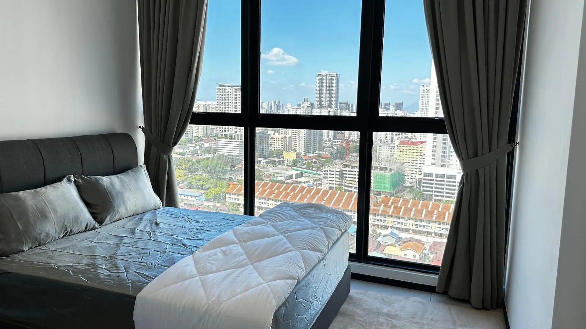 Urban Pleasure Suites Central Of Georgetown Jelutong 0*,  מלזיה